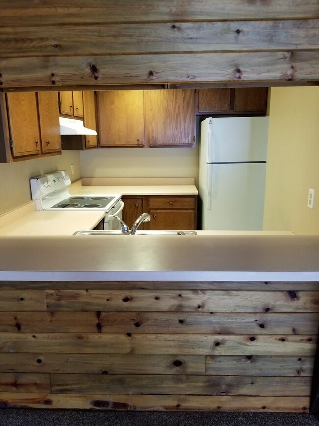 Photo - 300 Miners Creek Rd