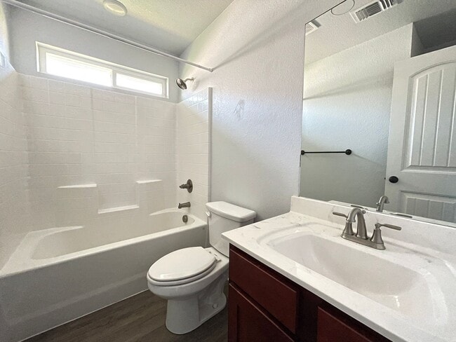 Photo - 4-Bedroom House for Rent in Killeen