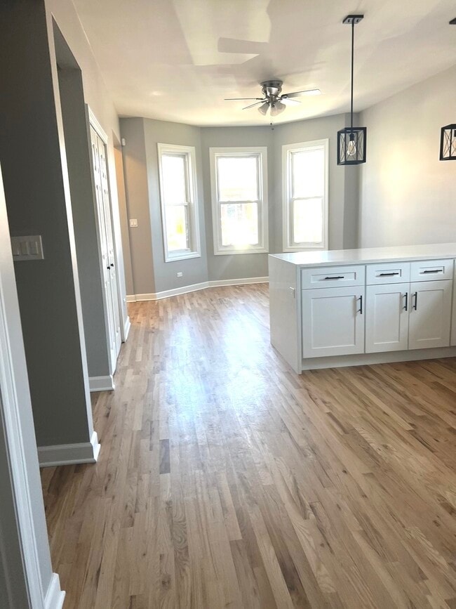 Photo - 7539 W 61st St