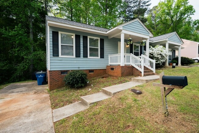 Photo - 616 Hilltop Dr