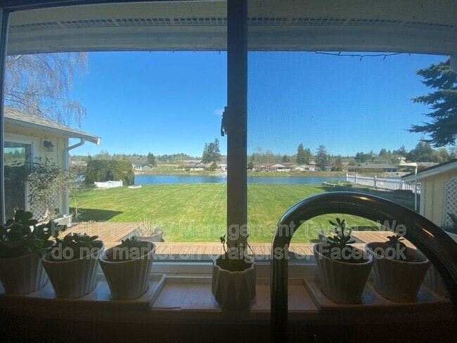 Photo - 8252 Cowichan Rd