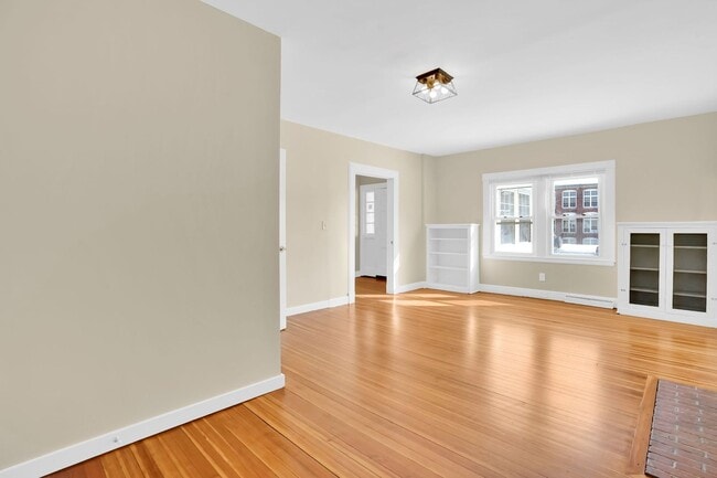 Photo - 157-159 Pleasant Street Unidad 159 Pleasant Street