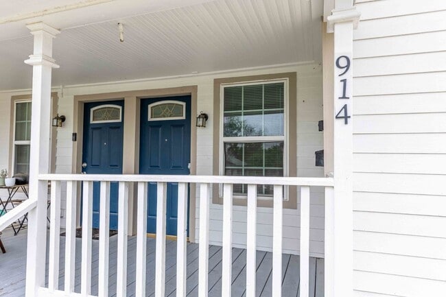Photo - 914 West Lynwood Avenue San Antonio, TX