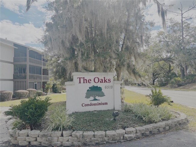 Building Photo - 6519 W Newberry Rd Unit 1209