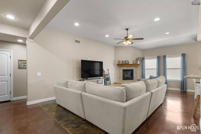 Photo - 7 Freedom Cir