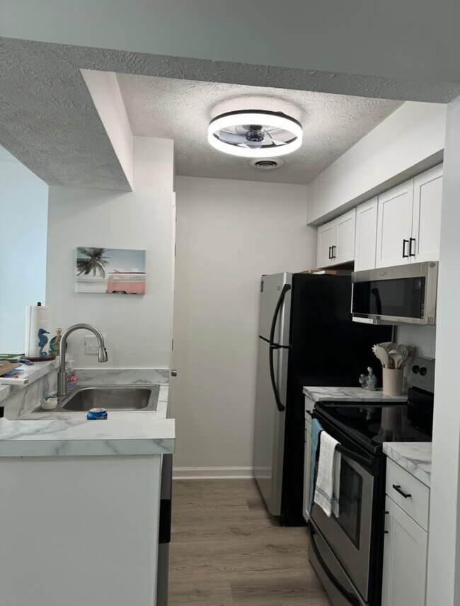 Photo - 4710 Cobblestone Dr Unidad J6