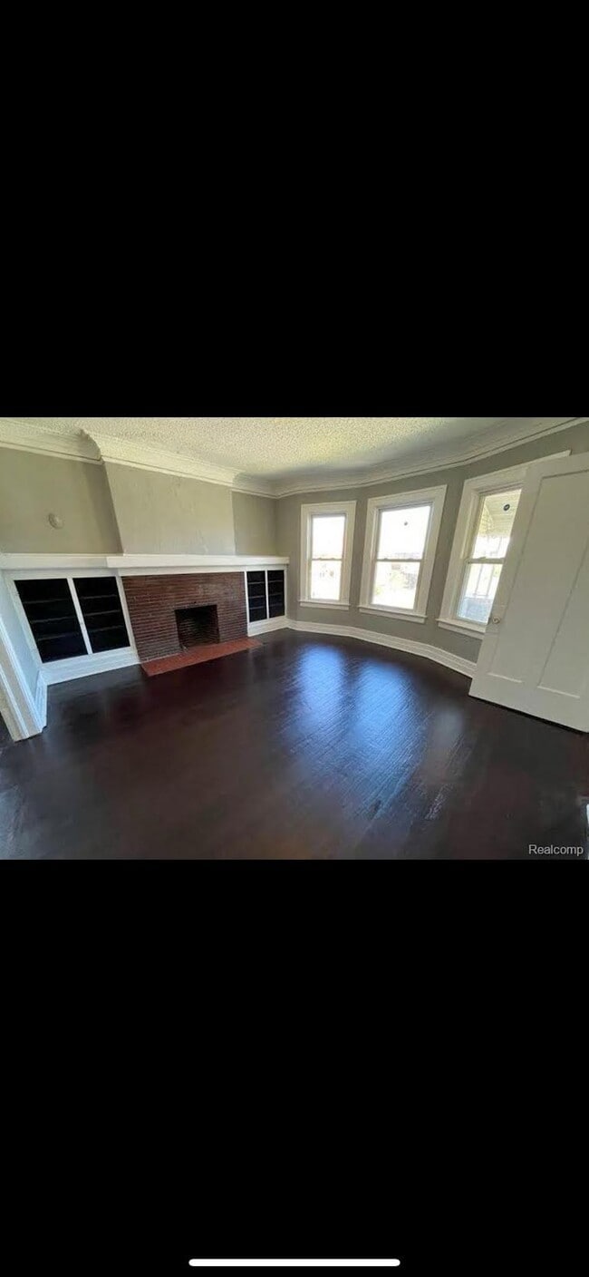Living Room - 4079 Pingree St Unit 1