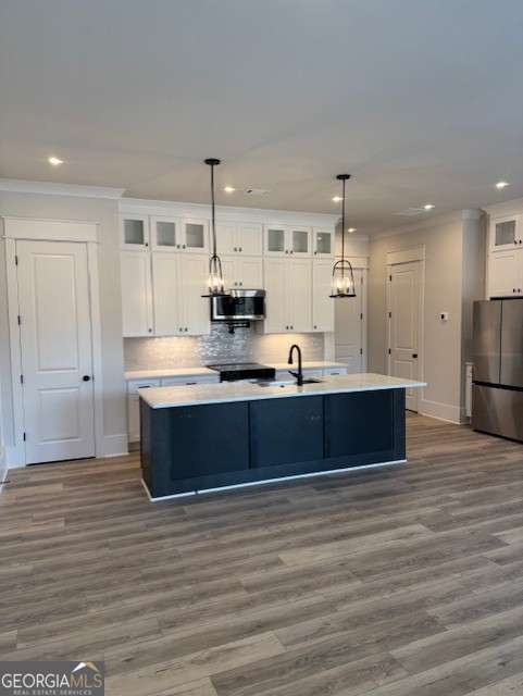 Photo - 319 Orchid St