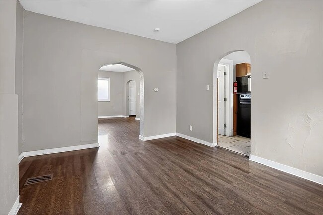 116 Locust St