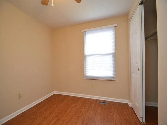 Photo - 7696 Devonwood Dr