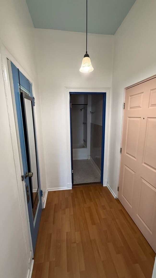 Photo - 3109 W 6th St Unit #8