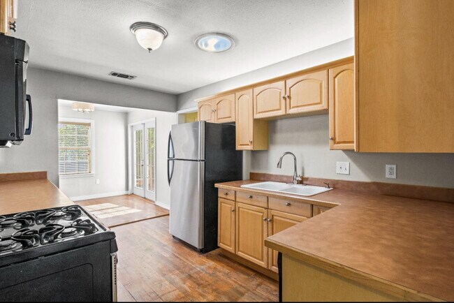 Photo - 2510 29th St