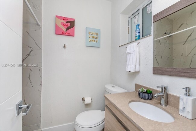 Photo - 5478 NW 1st Ave Unidad 5492