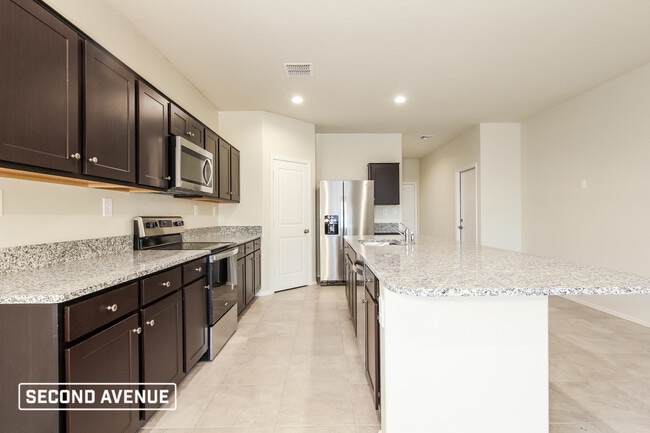 Photo - 24415 W Illini St