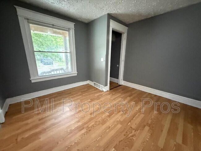 Photo - 1415 N 37th St