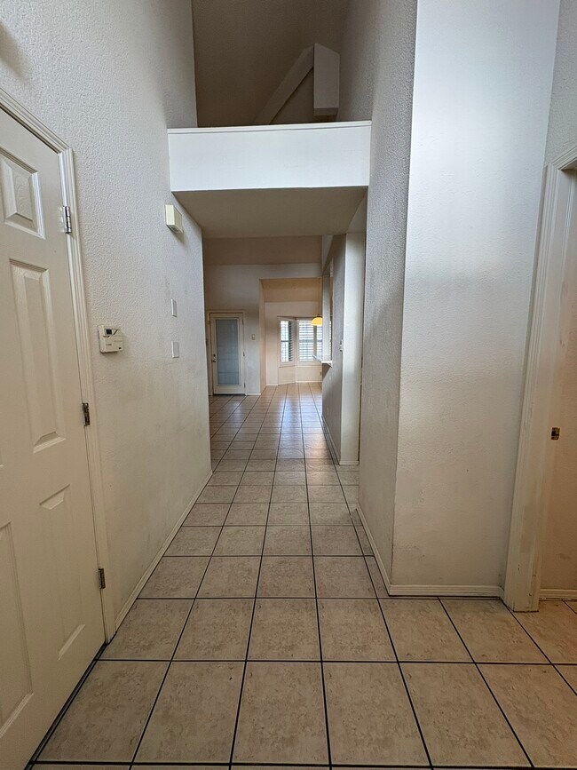 Photo - 12061 Meadow Gate Dr