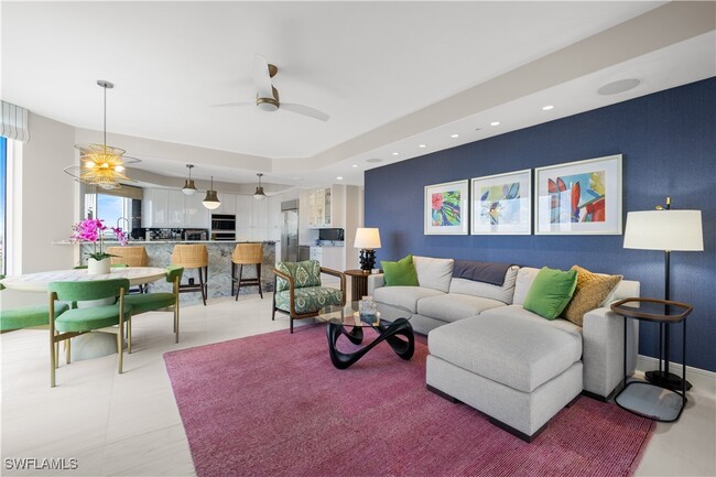 Photo - 7575 Pelican Bay Blvd Unidad 1008 Rental