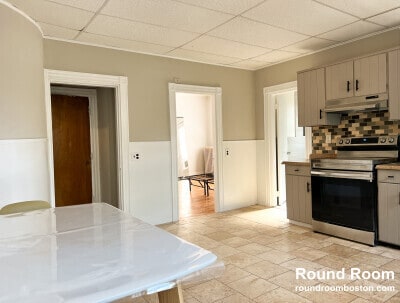 Building Photo - 14 Smythe St Unit 2