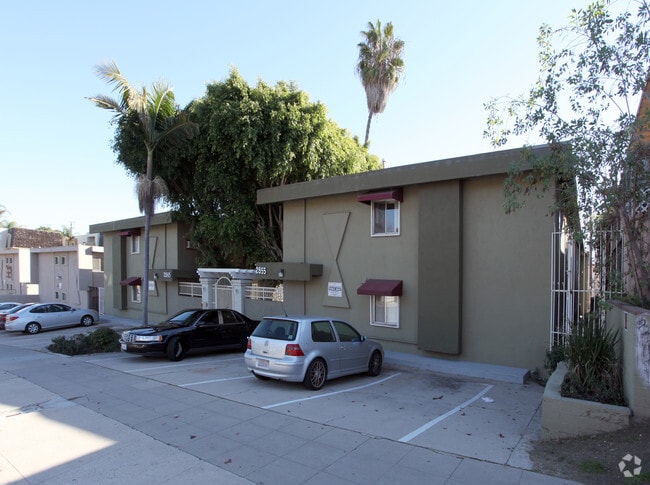 Building Photo - DL A St Rental