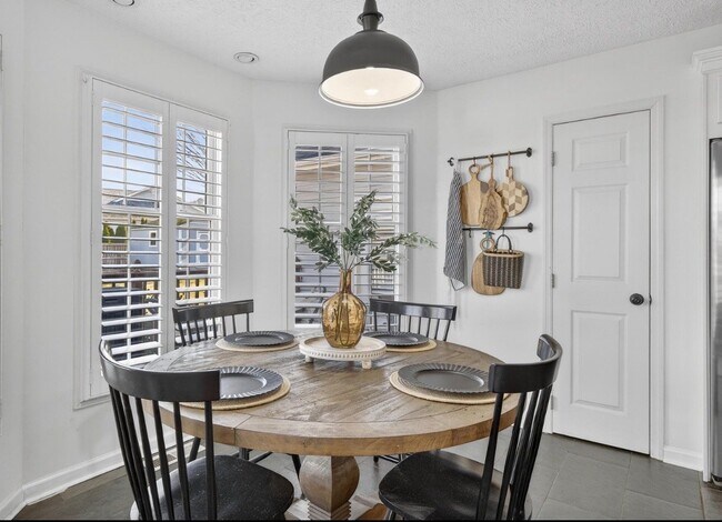 Photo - 18459 John Ashley Dr