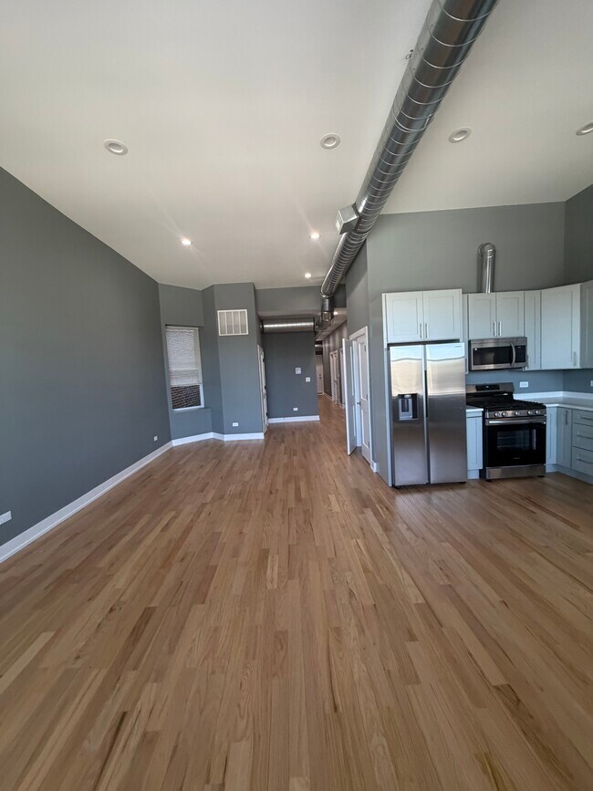 Photo - 2620 N Milwaukee Ave Unit 2620 n Milwaukee