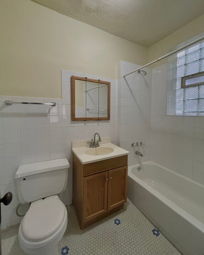 Photo - 7800 S Throop St Unit 1