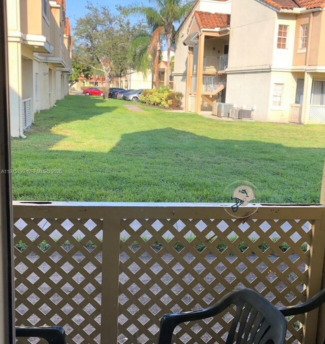 Photo - 18324 NW 68th Ave Unidad M