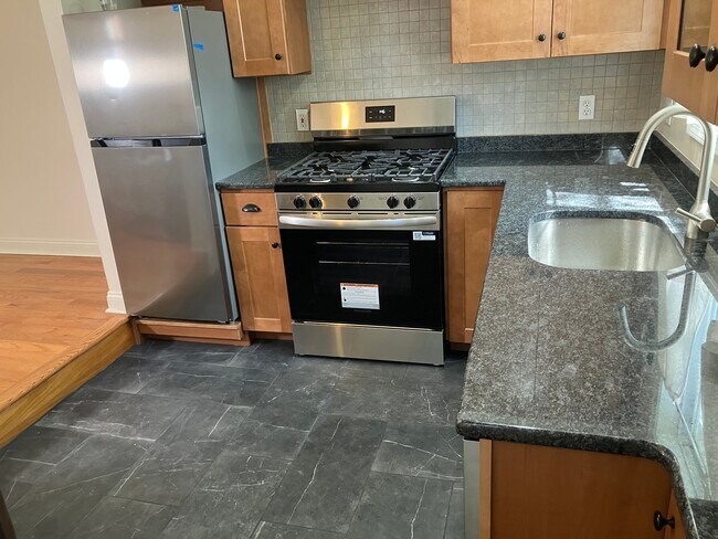 Photo - 430 E Franklin St Unidad 1
