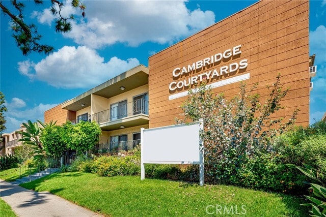 Photo - 17931 Devonshire St Apartamento Unidad 11