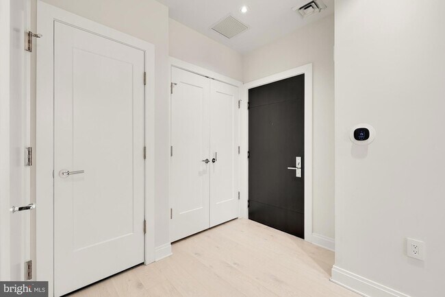 Photo - 1427 Rhode Island Ave NW Unit 402