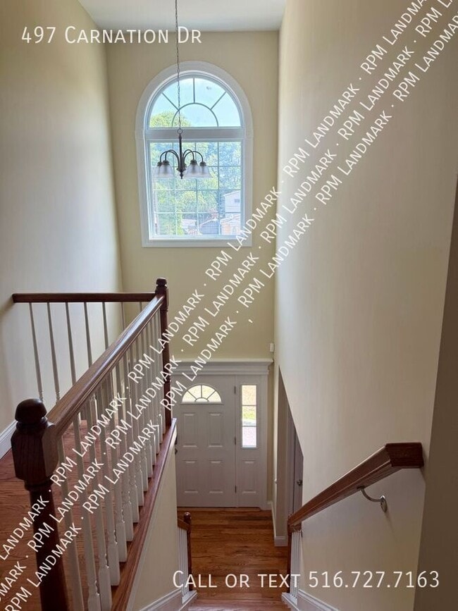Photo - 497 Carnation Dr