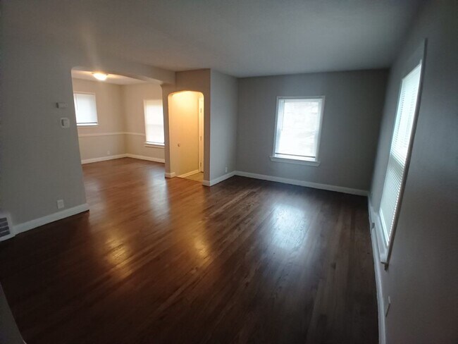 Photo - 3 Bedroom Colonial