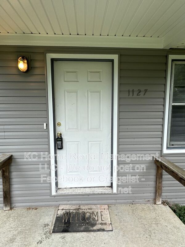 Photo - 1127 Sherman Ave