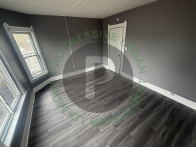 Building Photo - 2153 W 96th St