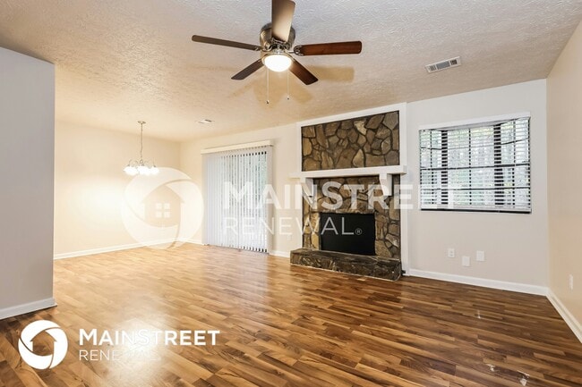 Photo - 9395 Forest Knoll Dr