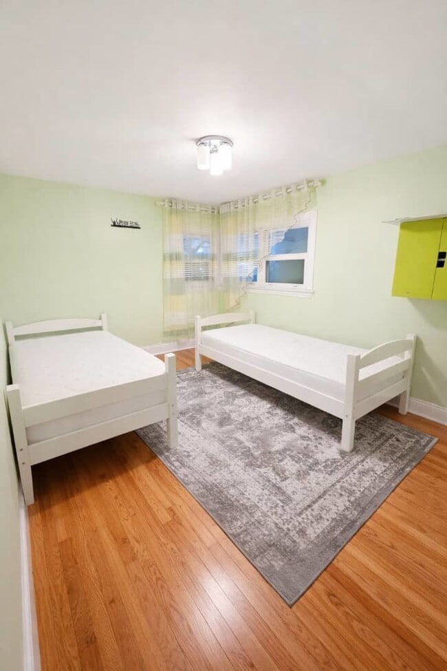 Photo - 770 Cordial Dr