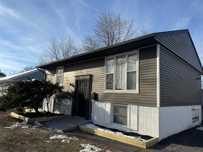 Photo - 22220 Brookwood Dr