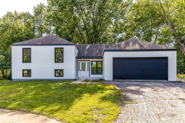Photo - 1482 Pebblestone Cove