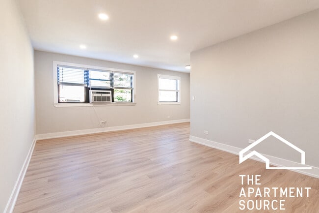 Photo - 503 W Aldine Ave Unit 3