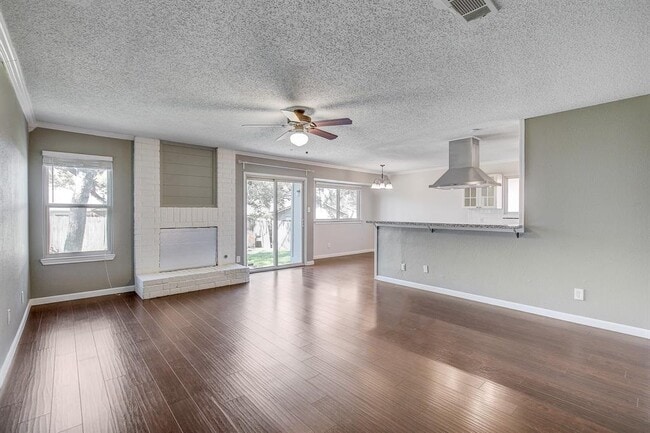 Photo - 7804 Wycombe Dr