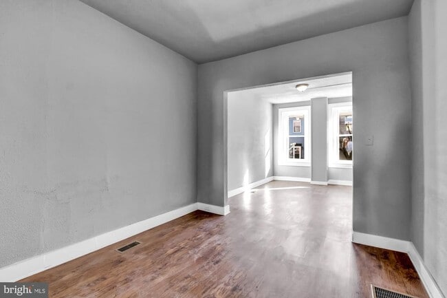 Photo - Spacious 3 Bedroom 1.5 Bath home in York, ...