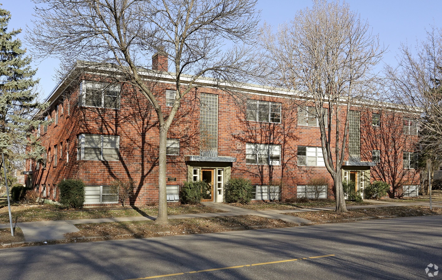 Photo - 589 Cleveland Ave S