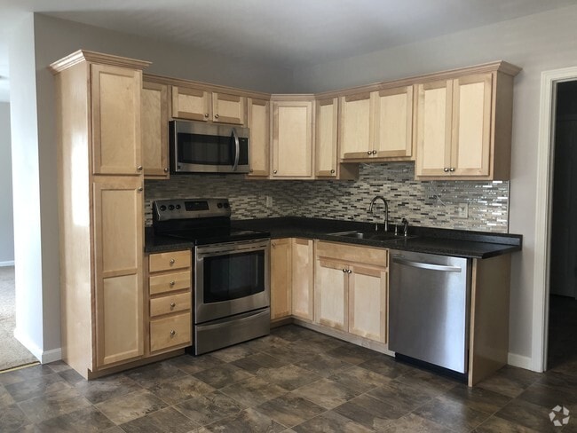 Building Photo - 99 Orleans St Unit A Rental