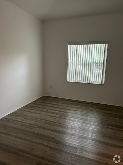 Building Photo - 4945 N Harbor Isles Dr Unit 2191 Anchor Ct #1902 Rental