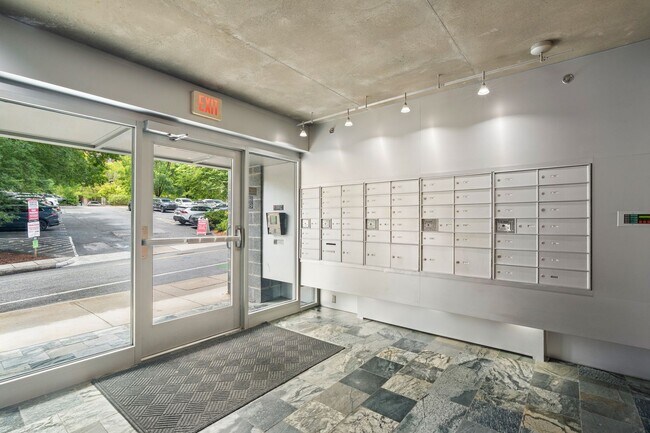 12 S Lexington Ave Unidad 303