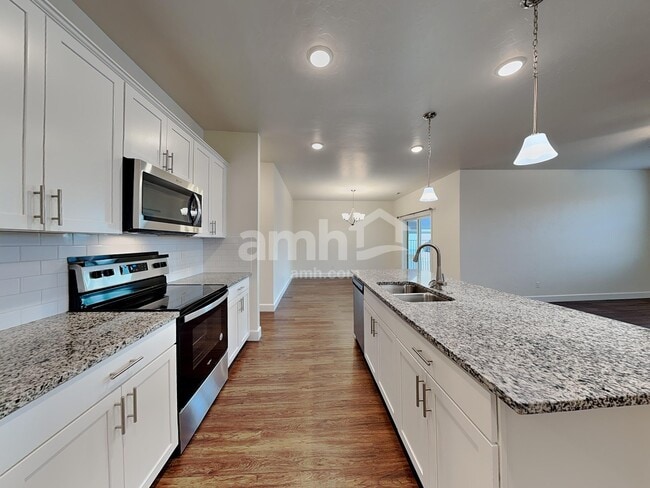 Photo - 94 E Sicily Dr