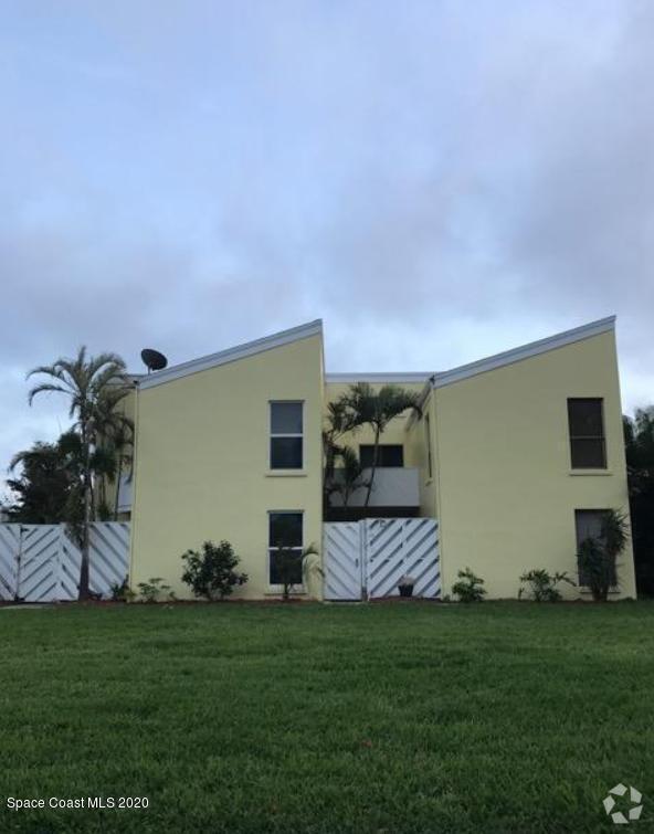 Building Photo - 119 Coral Way E Rental