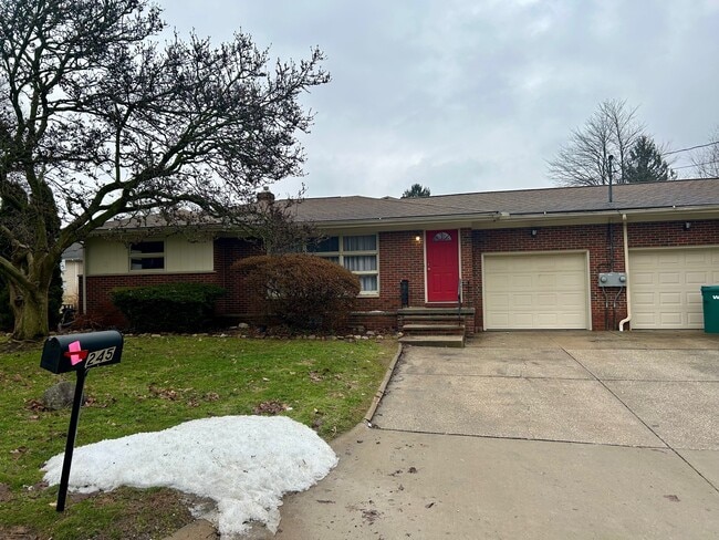 Building Photo - 245 Winchester Rd