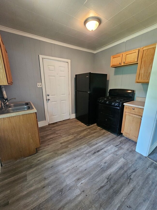 Photo - 2947 13th Ave Unit 2947 Apt 1