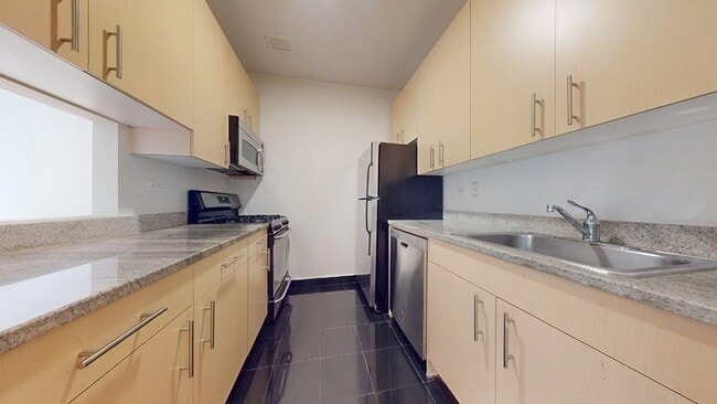 Photo - 90 Washington St Unit PHH